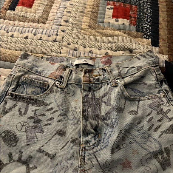 Pants - Picture 2 of 6